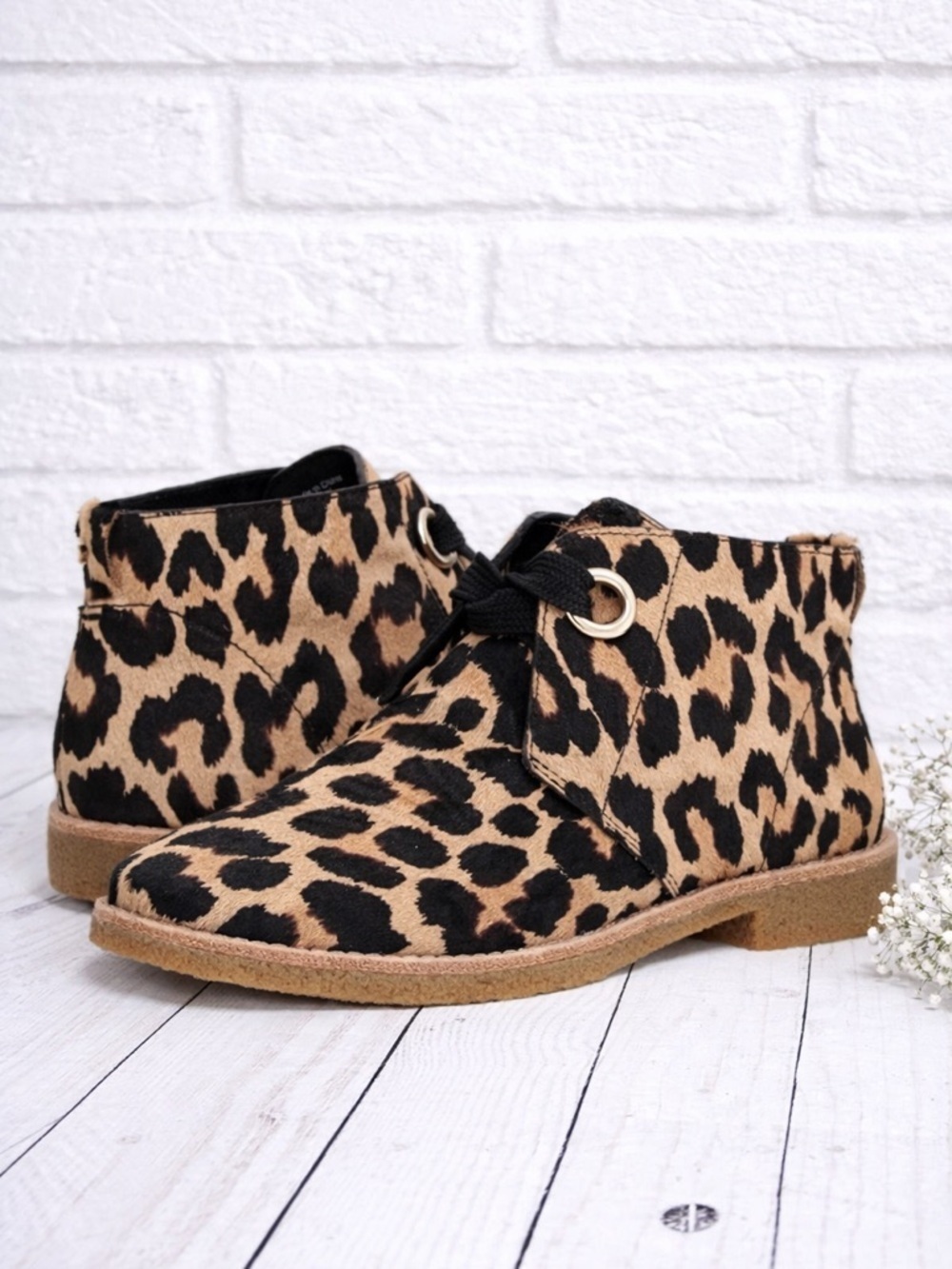Kate Spade Barrow Leopard Print Calf Hair Chukka Ankle Boots Size 7